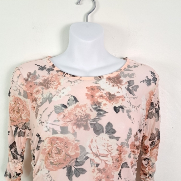 Almost Famous Floral Sheer Ruched Sides Second Skin Top - Picture 2 of 8